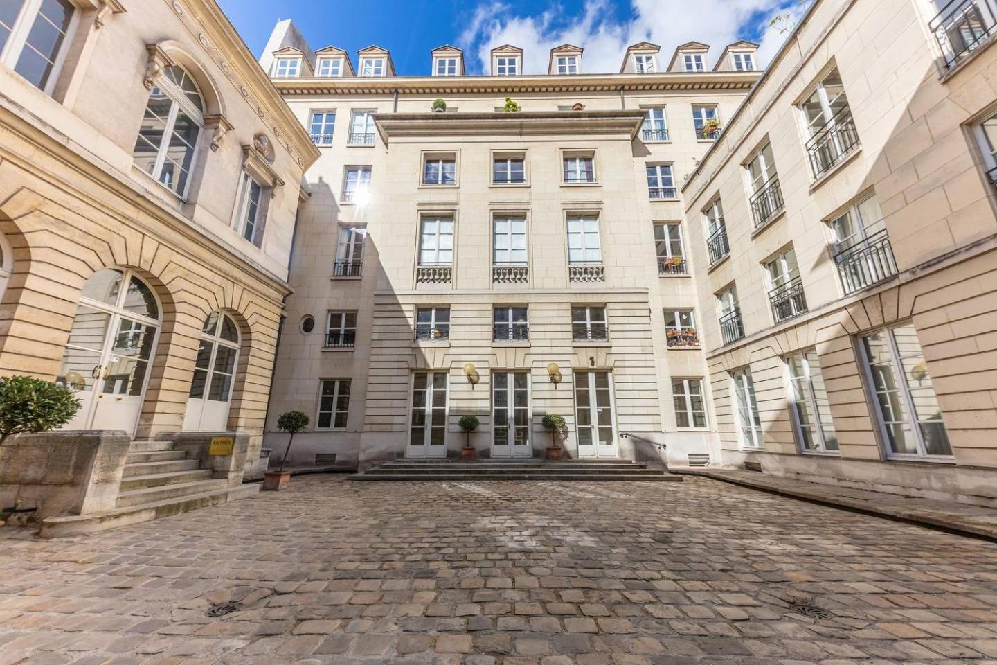 Home In Paris Marais Elegant Flat In Old Paris Eksteriør billede